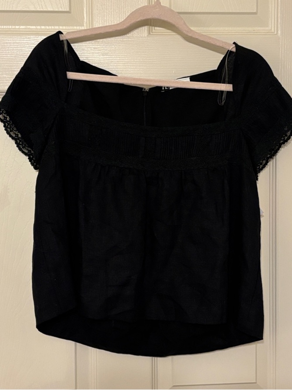 Women's Black Off-Shoulder Lace-Trim Linen Crop Top